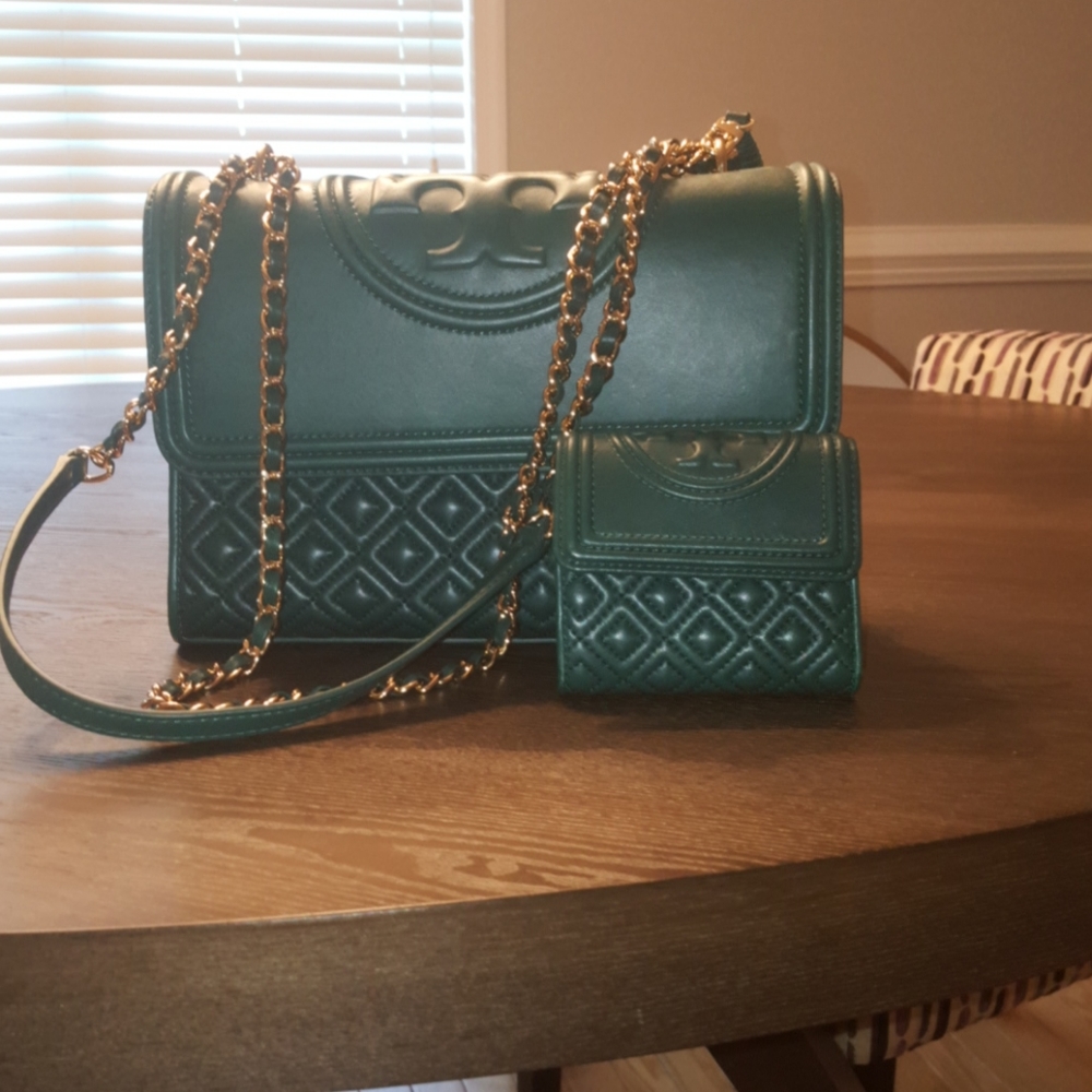 Tory Burch Fleming Convertible Shoulder Bag/ Walle